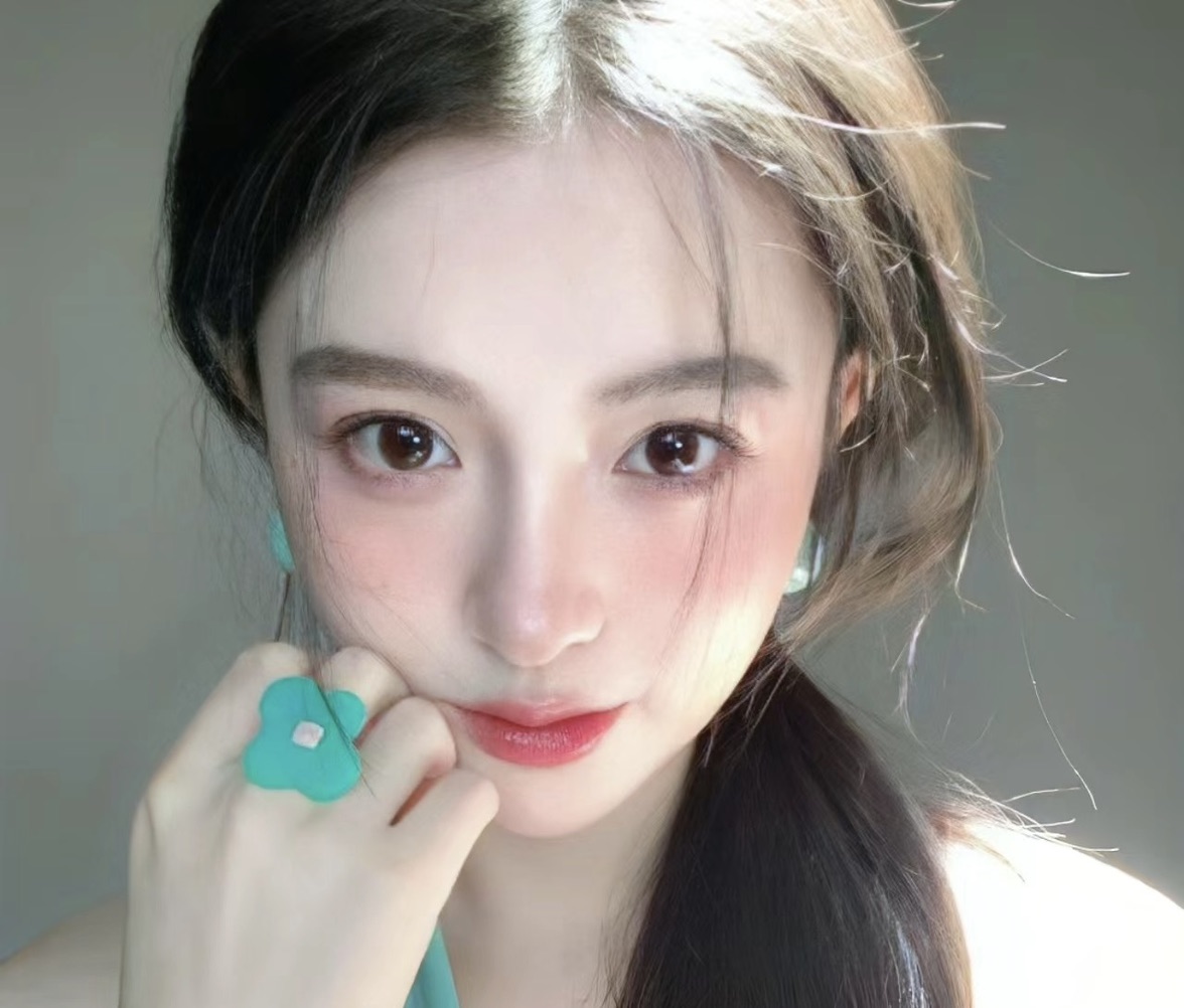 Vv不爱吃青菜