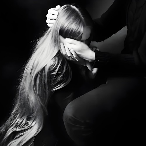 是个小婊贝吖～